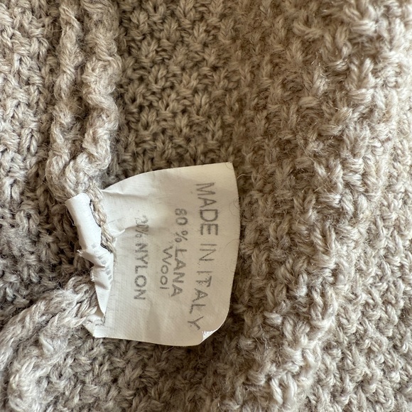 Brandy Melville Cardigan One Size - Picture 5 of 5